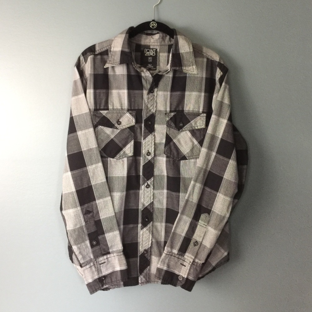 Point zero men’s button up shirt size small